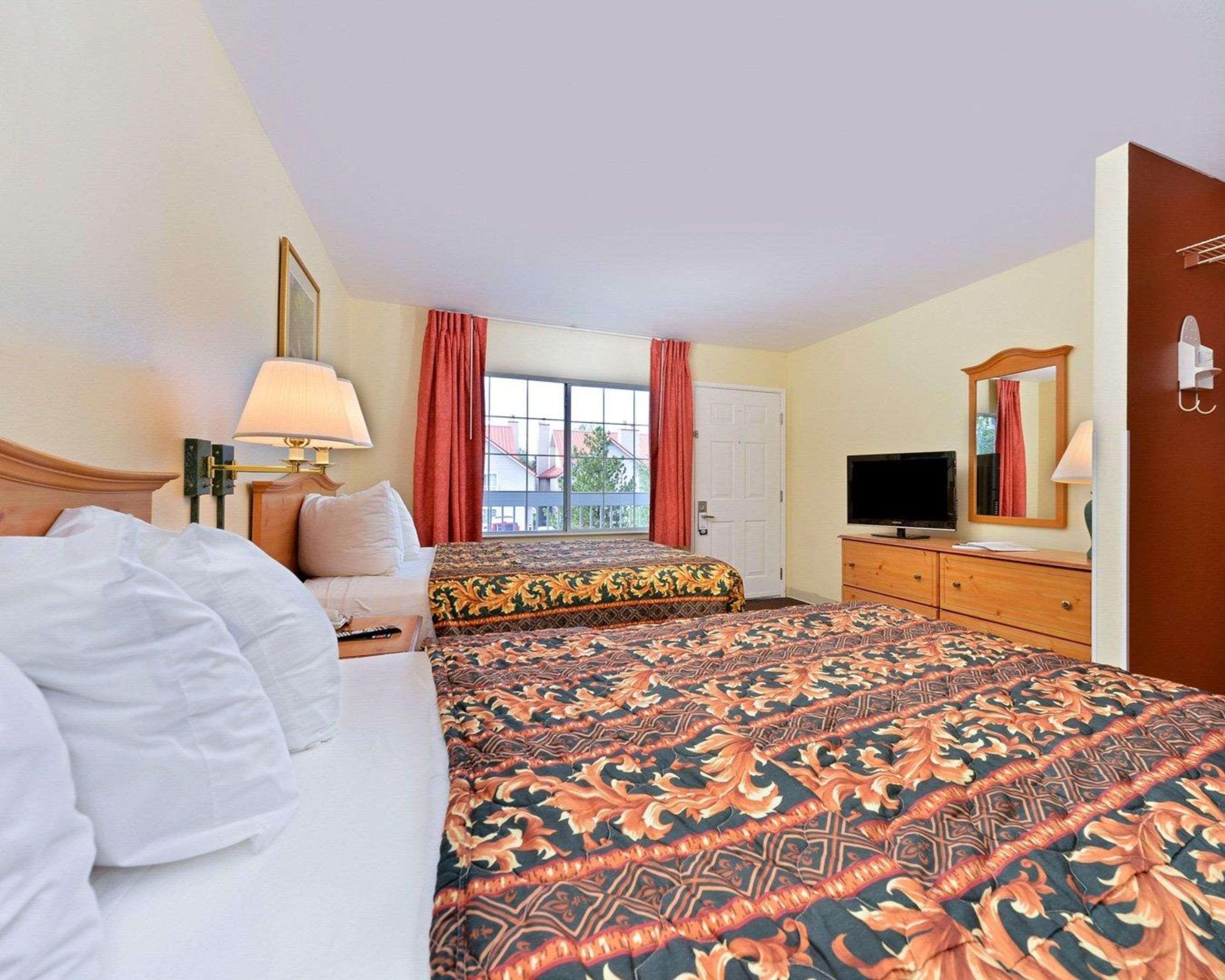 Suburban Studios Albuquerque Midtown - University Extérieur photo