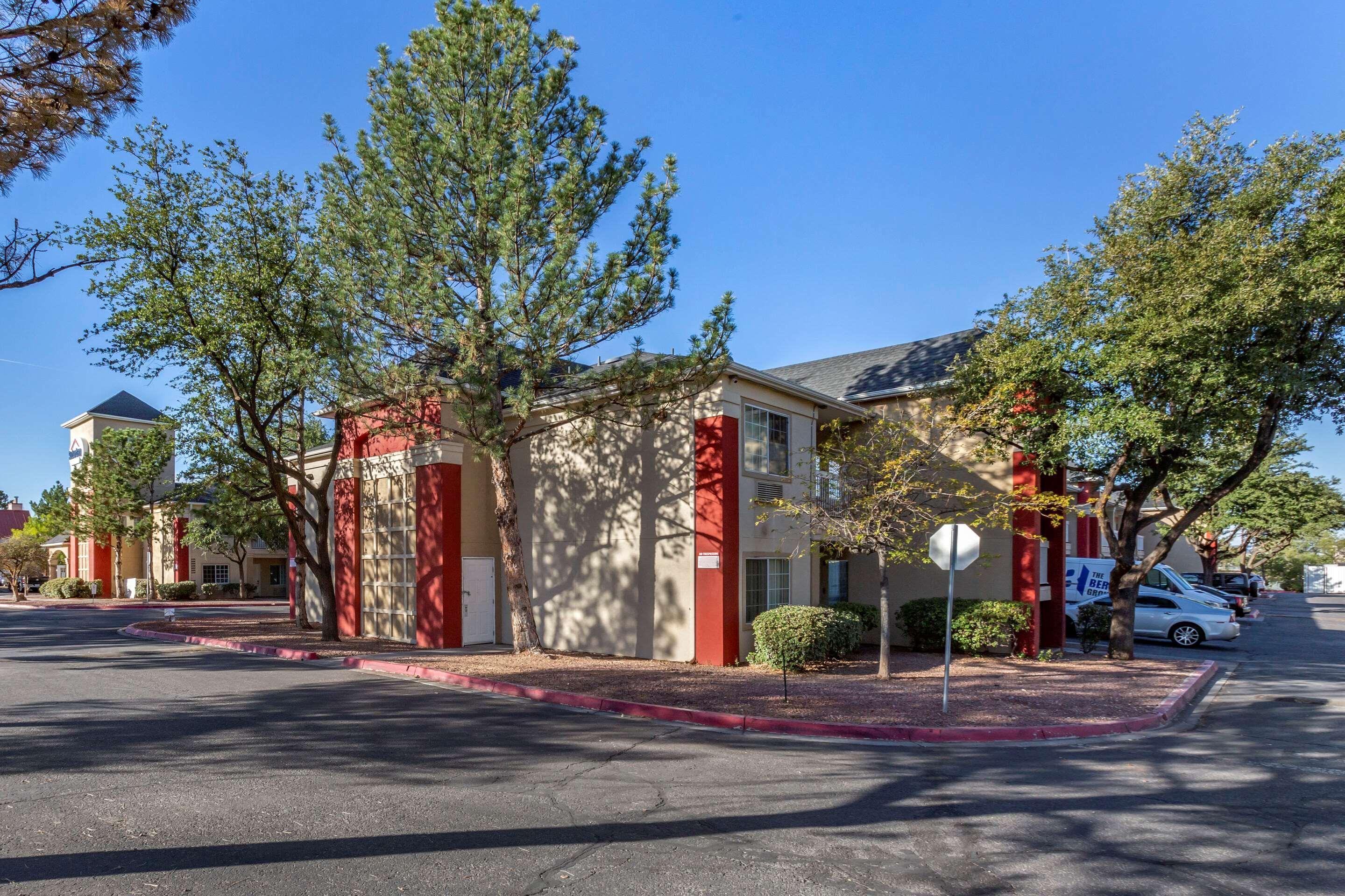 Suburban Studios Albuquerque Midtown - University Extérieur photo