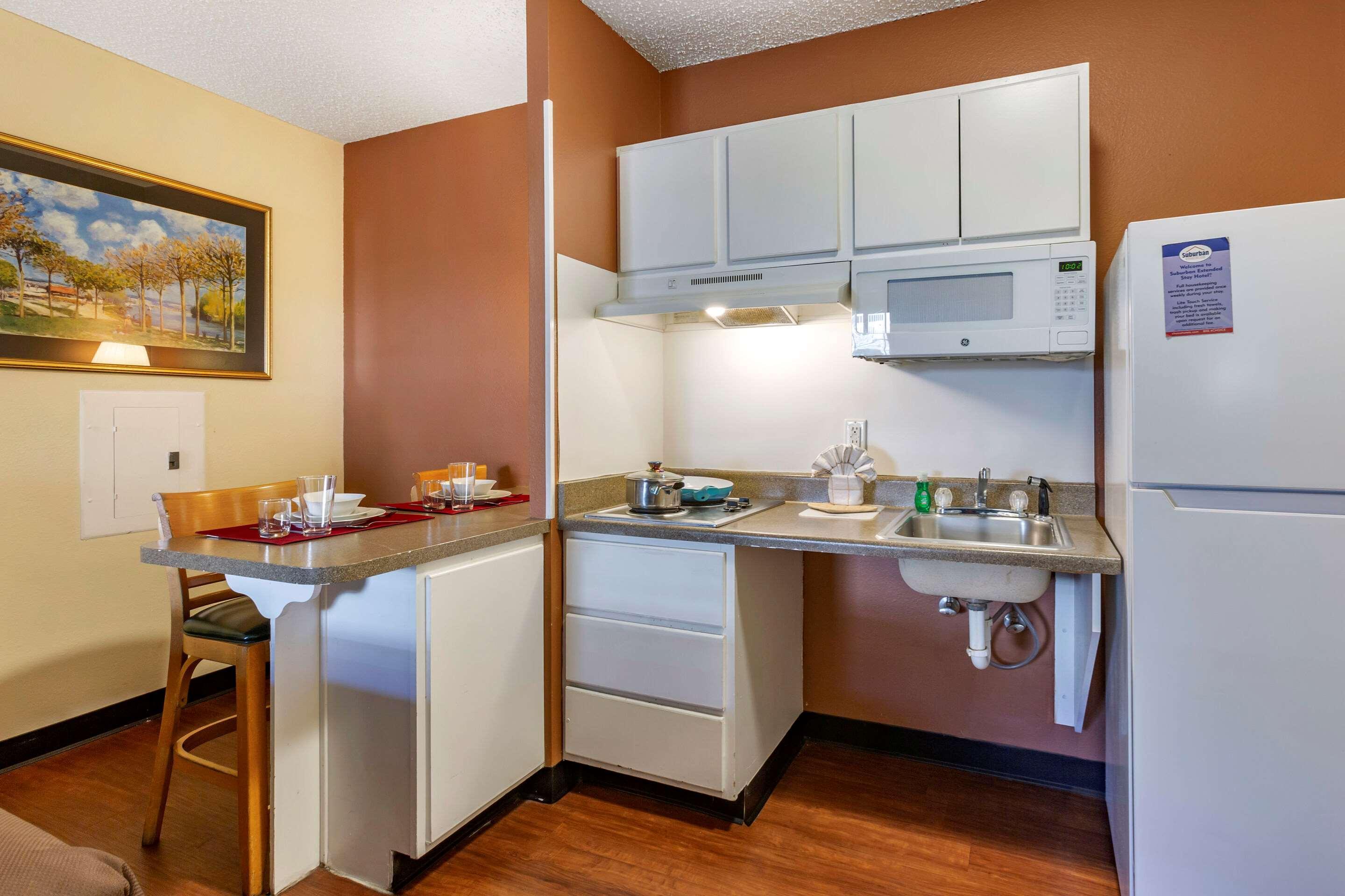 Suburban Studios Albuquerque Midtown - University Extérieur photo